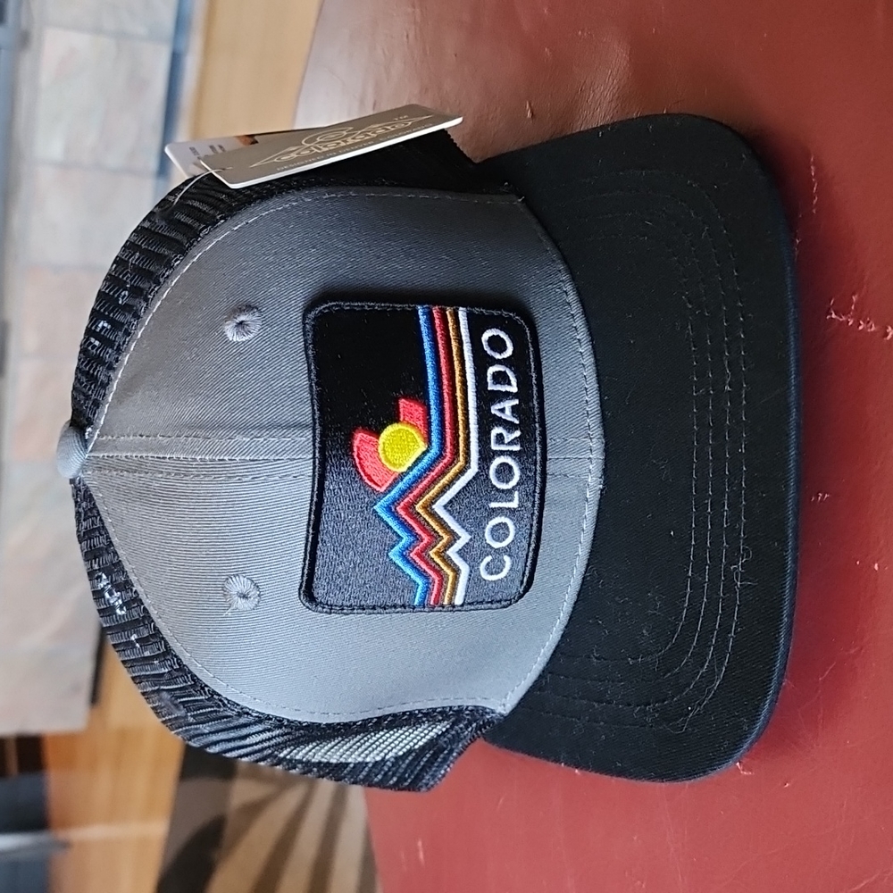 NWT Colorado Limited: Charcoal CO Waves Flat-billed Snap-back Trucker-hat